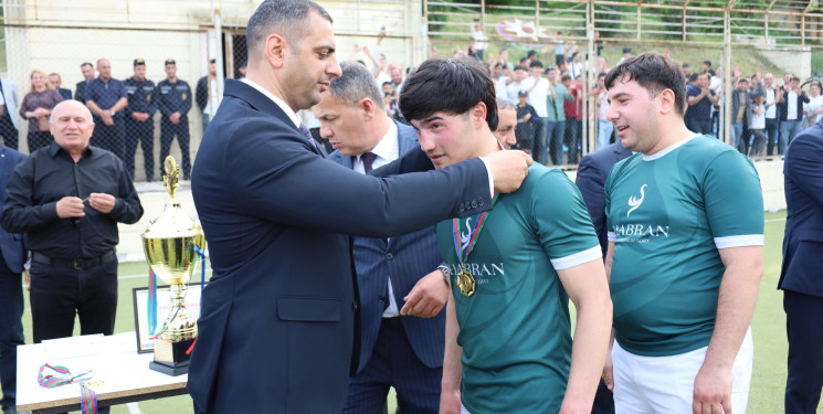 Ümummilli Lider Heydər Əliyevin anadan olmasının 102 illiyinə həsr olunmuş futbol idman növü üzrə rayonun idarə, təşkilat və müəssisələrinin komandaları arasında keçirilən rayon çempionatının final mərhələsi keçirilmişdir.